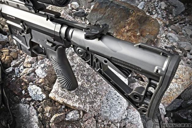 崩坏学院什么枪比较好，崩坏学园22020年顶配套装-第4张图片-屿企游戏网